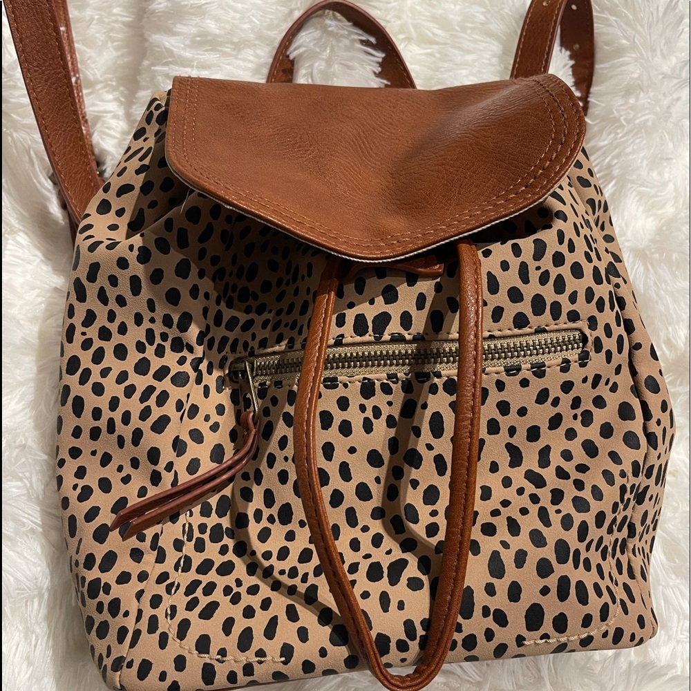 Universal Thread Backpack
